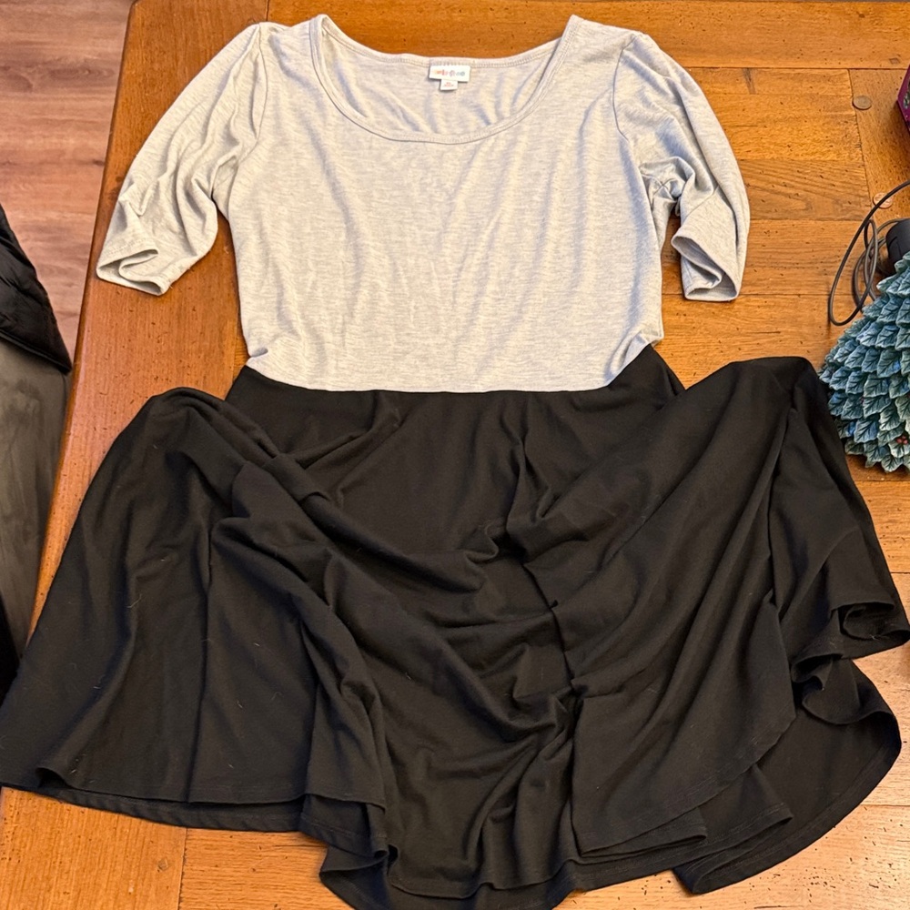 Lularoe Midi Gray and black dress